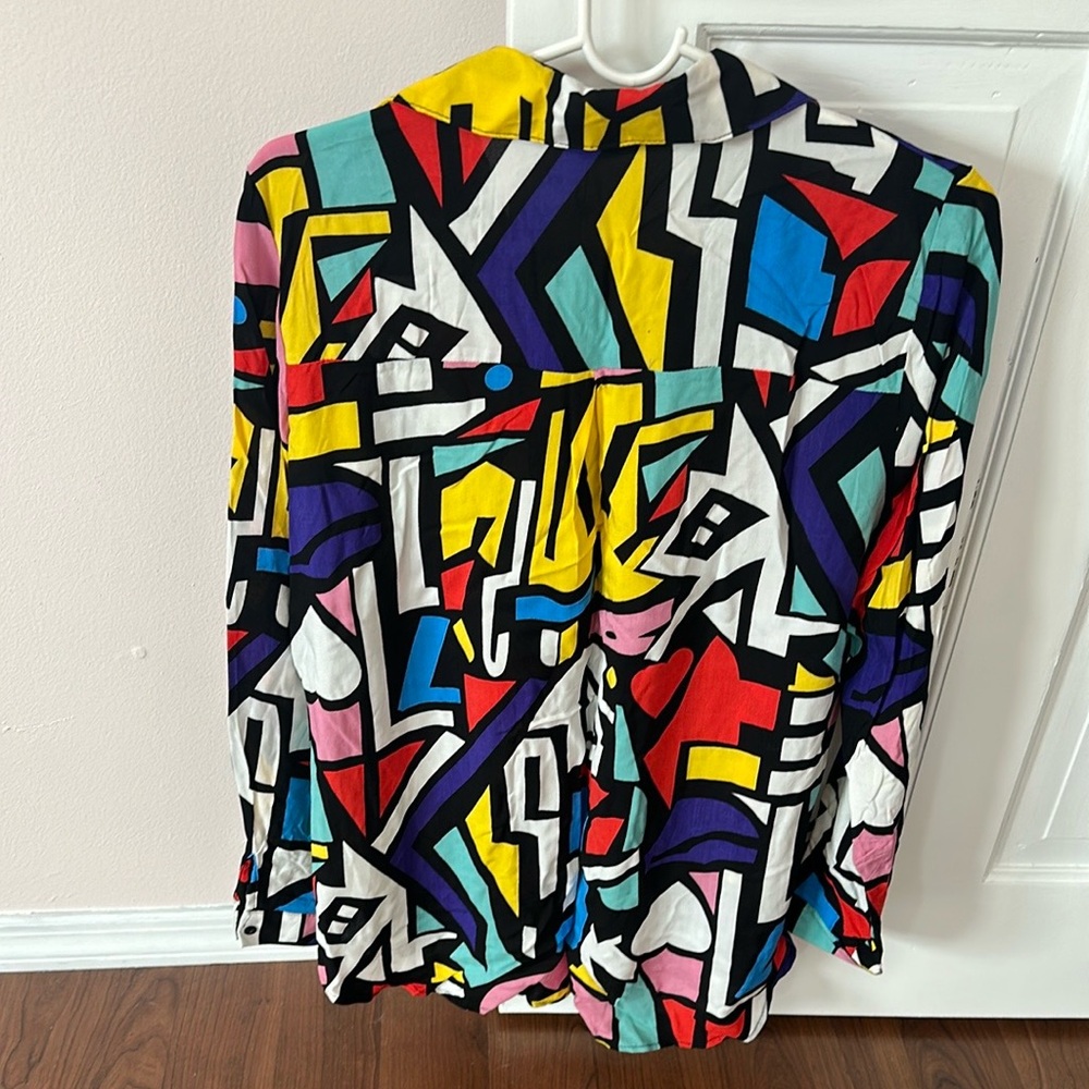 Colorful Abstract Women's Top - Picture 3 of 3